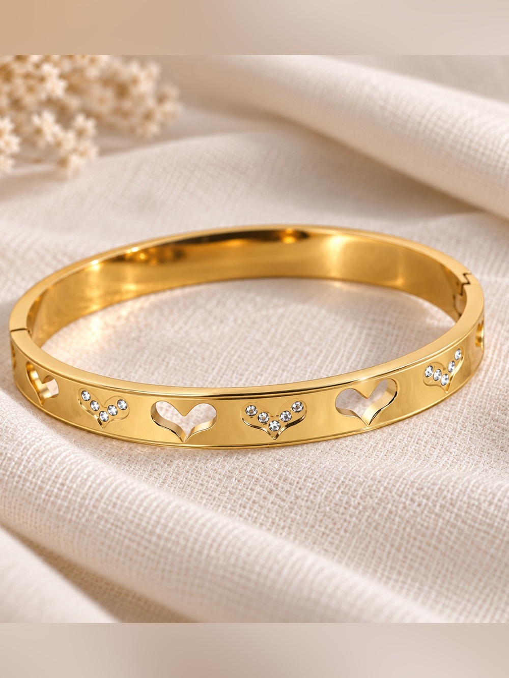 18K Gold Plated Heart Bangle Bracelet 316 Stainless Steel Women’s Jewelry